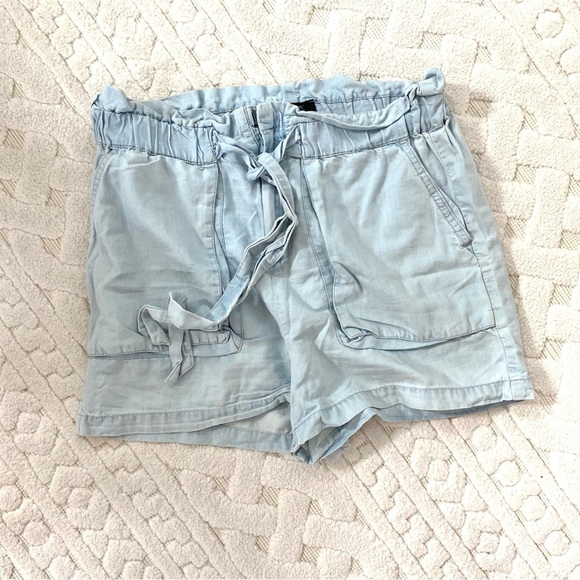 Romeo Juliet Couture Light Blue Front Tie Women's Paper bag Shorts size S - Picture 3 of 4